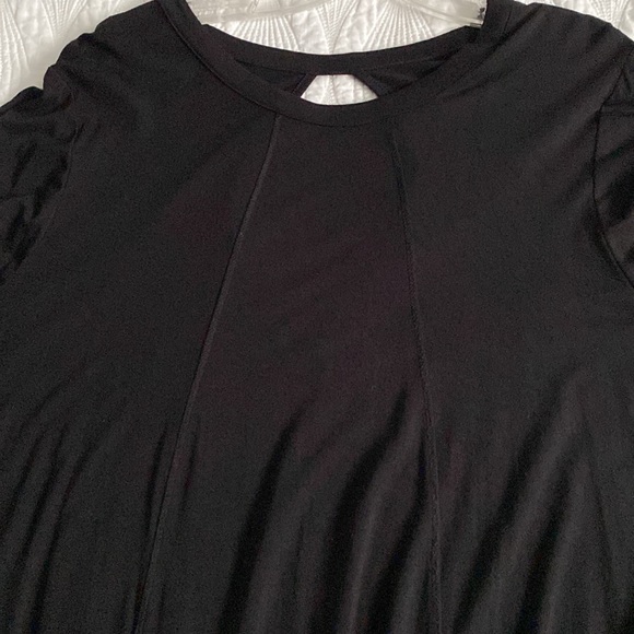 EUC In Every Story Black Dress - Picture 3 of 8